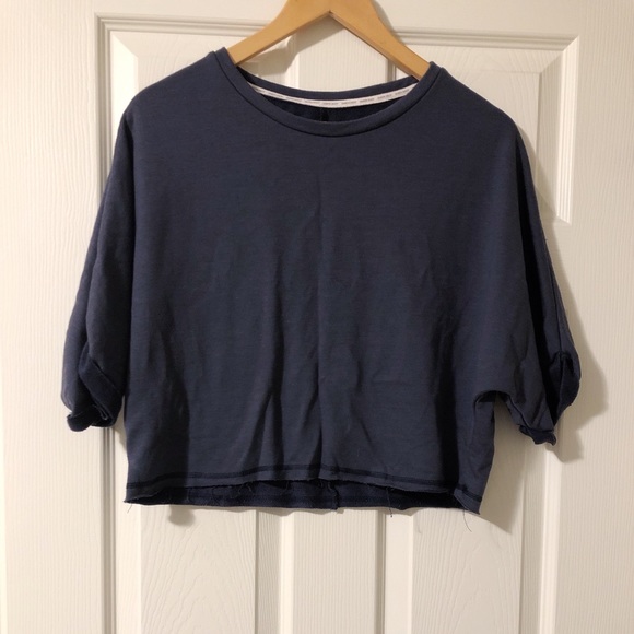 2 for $12 | Oversized Cropped Frayed Short Sleeve Sweater - Picture 1 of 1